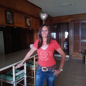 Meet your Posher, Shellie